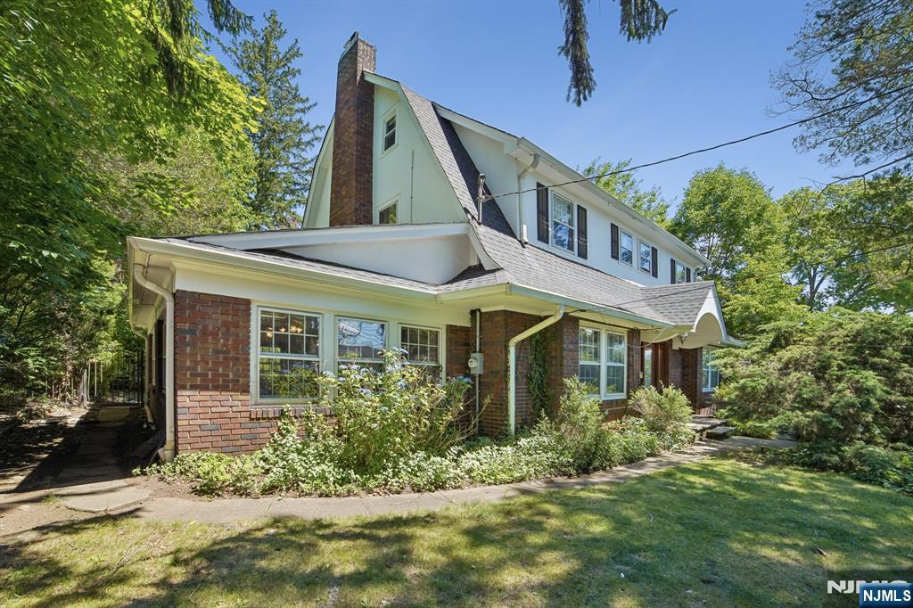 157 Sussex Road Tenafly, NJ 07670 - Photo 41 of 50