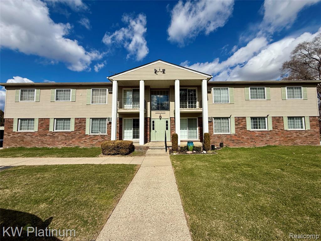 8214 24 Mile Road Utica, MI 48316 - Photo 1 of 14