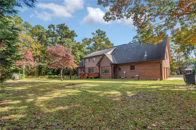 a house view with a outdoor space