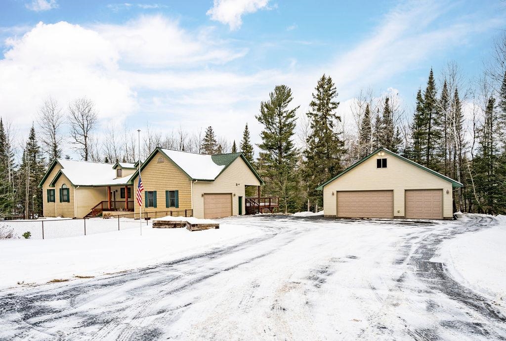 29 Riverside Road Esko, MN 55733 - Photo 1 of 50 Gallery Image 1