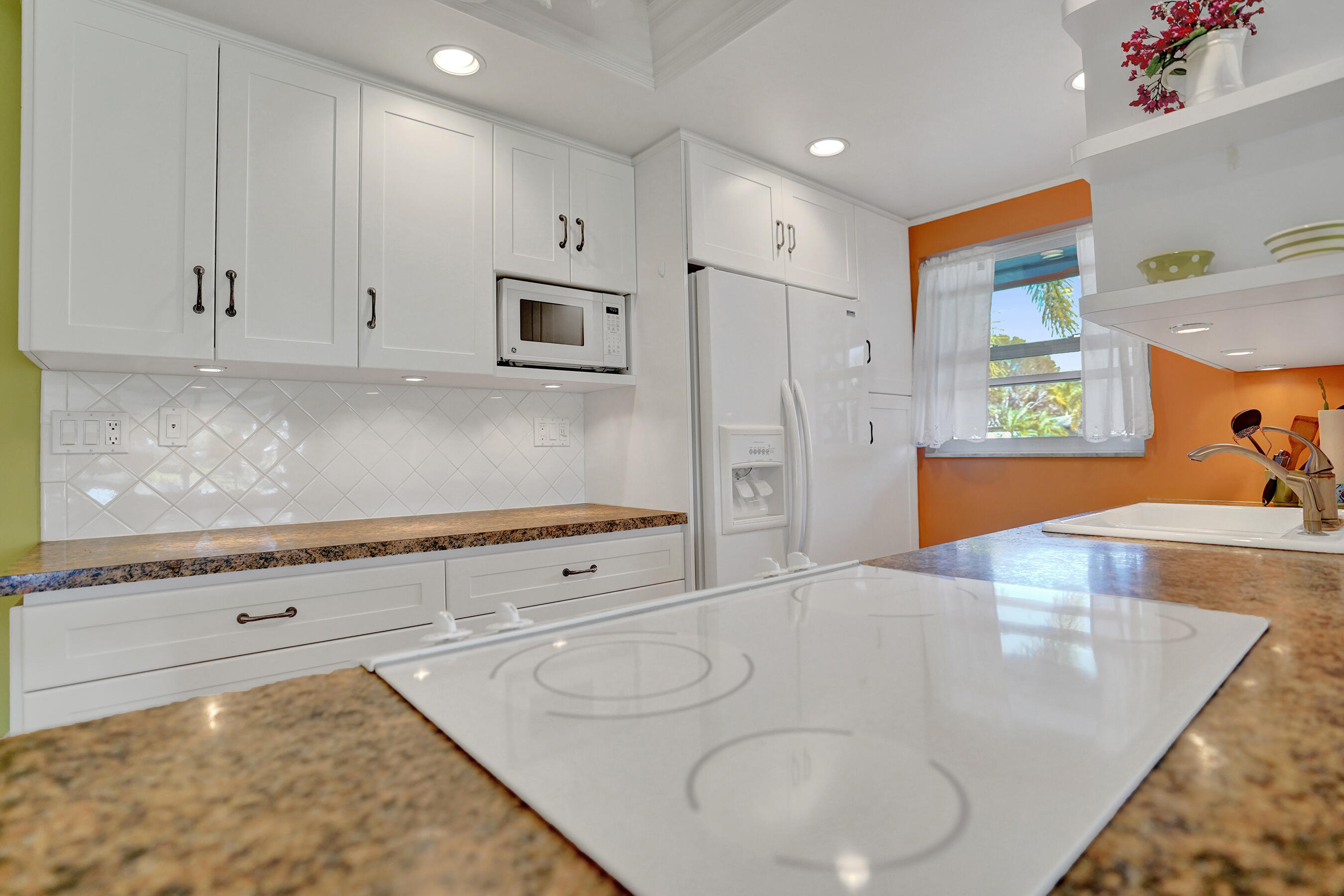 515 High Point Drive, Unit A Delray Beach, FL 33445 - Photo 12 of 61 515 HIGH POINT DR A