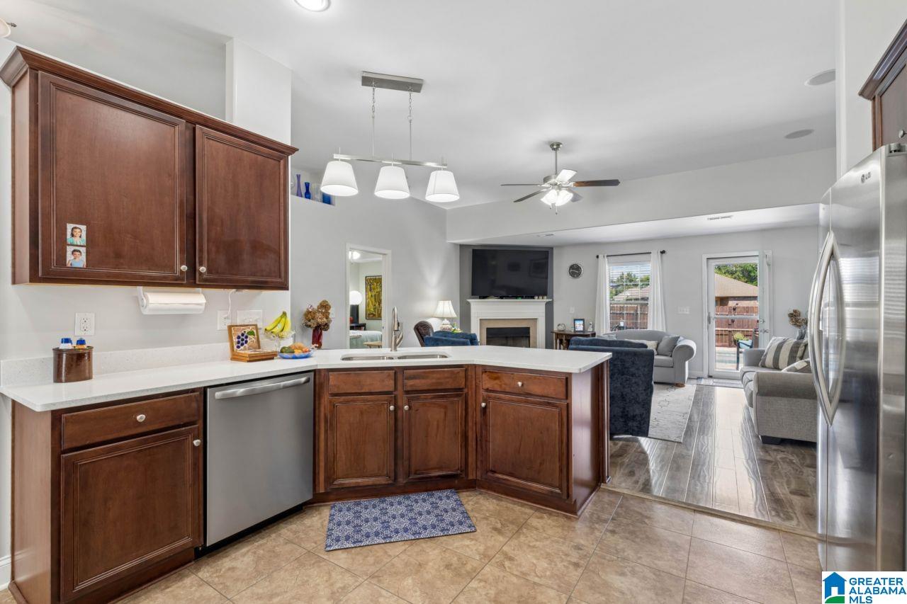 357 Vincent Street Alabaster, AL 35007 - Photo 12 of 51