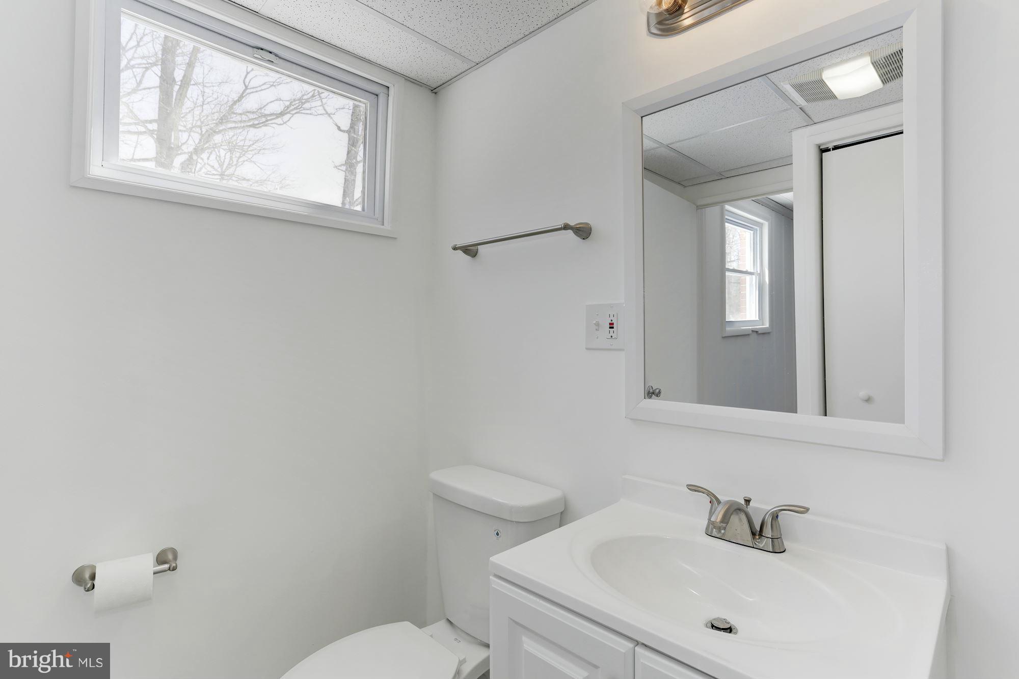 3305 Powder Mill Road Hyattsville, MD 20783 - Photo 24 of 30 Bath