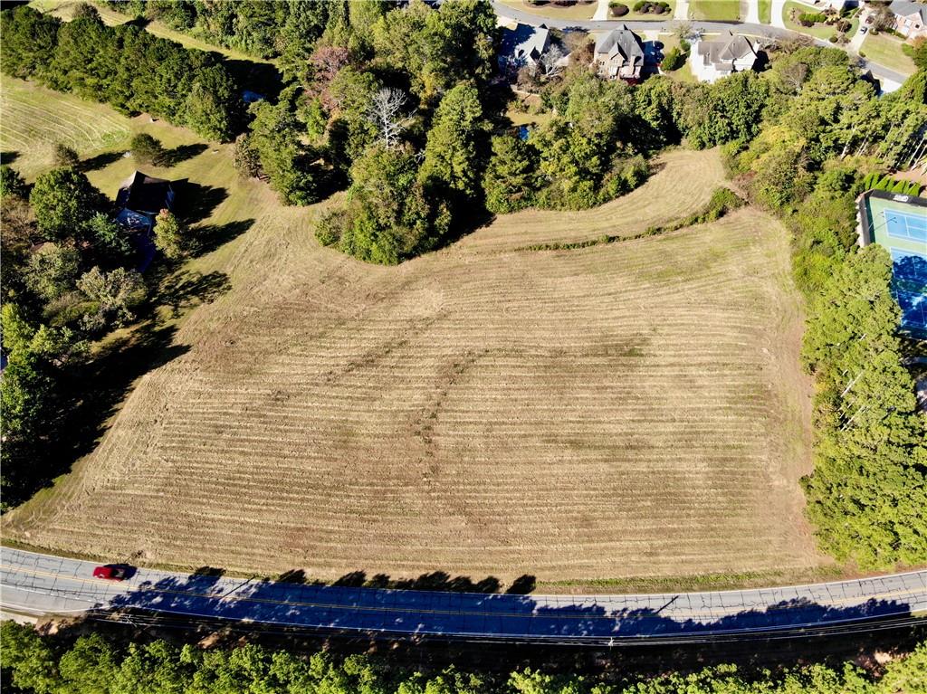 a view of outside area