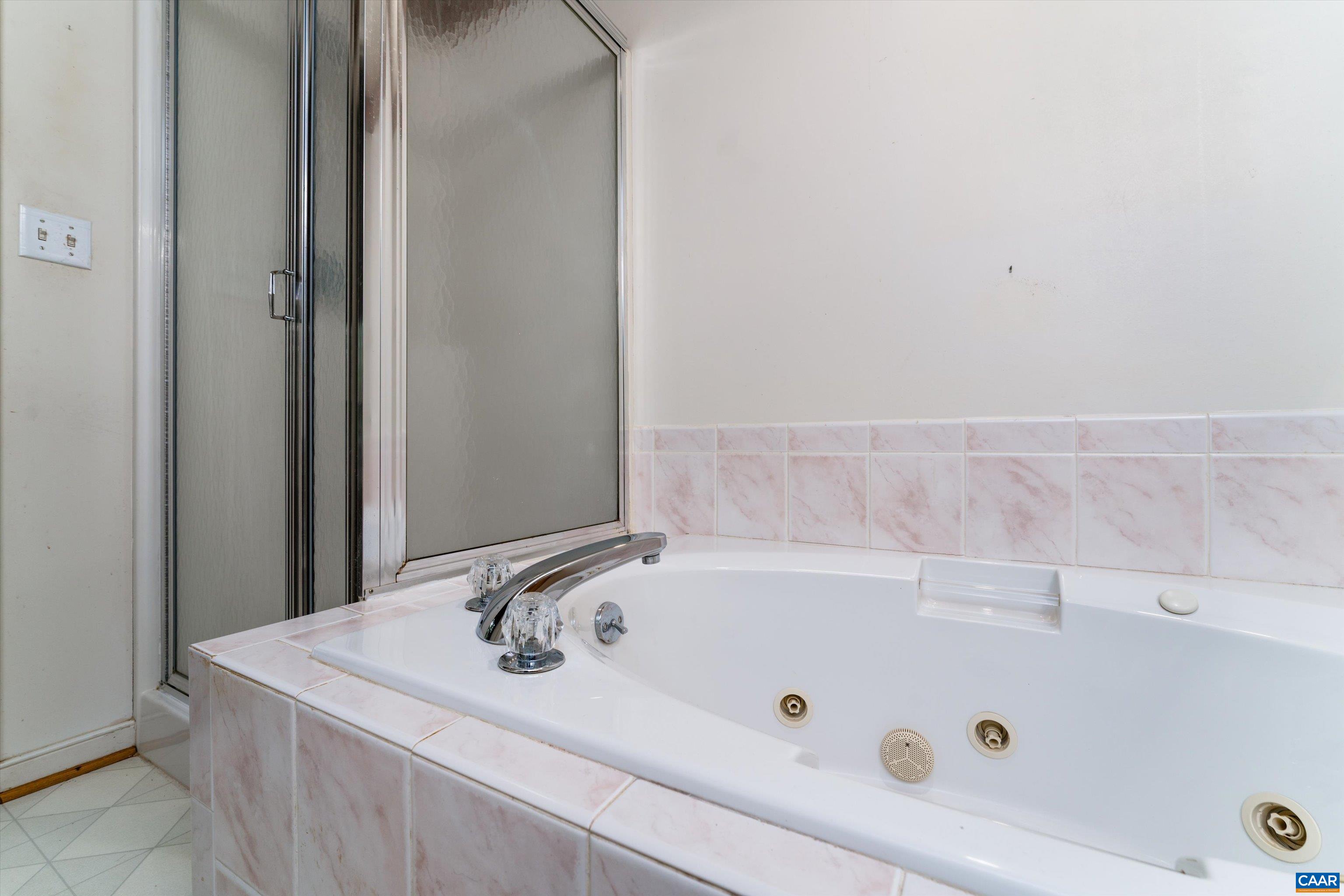 929 Devon Spring Court Charlottesville, VA 22903 - Photo 11 of 25 Gallery Image 11