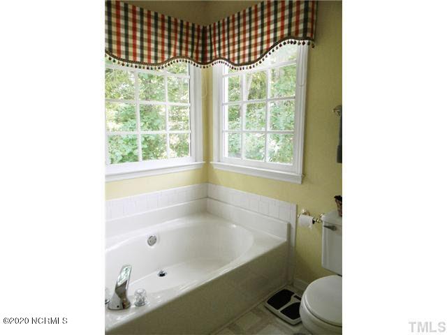 3312 Singleleaf Lane Raleigh, NC 27616 - Photo 12 of 16 le643c843-m12xd-w1020_h770_q80