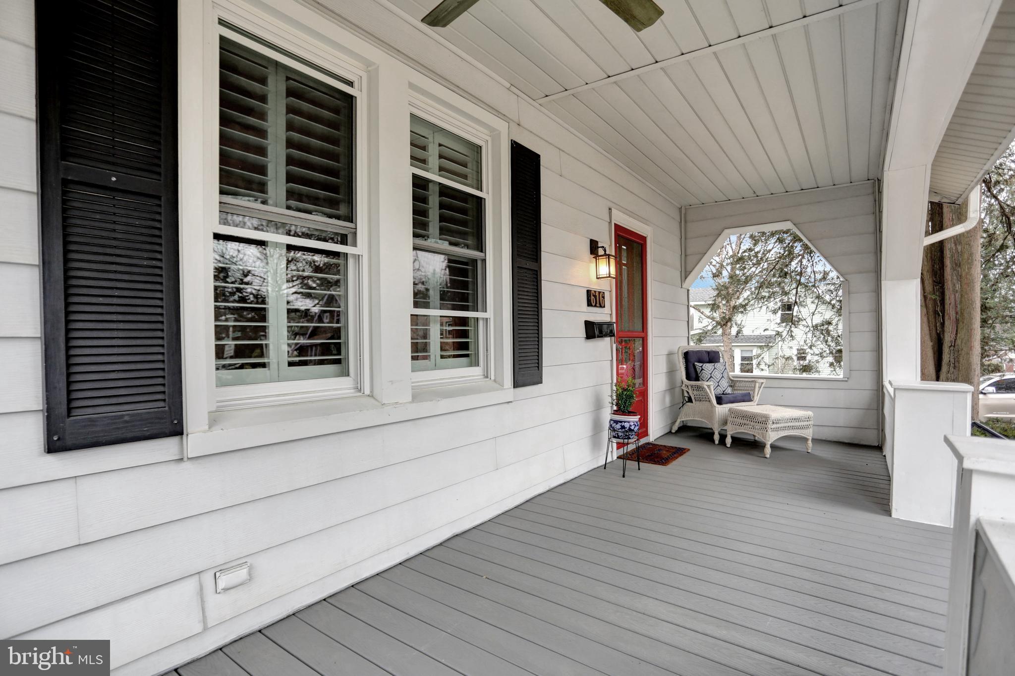 616 Hollen Road Baltimore, MD 21212 - Photo 36 of 39 Front porch