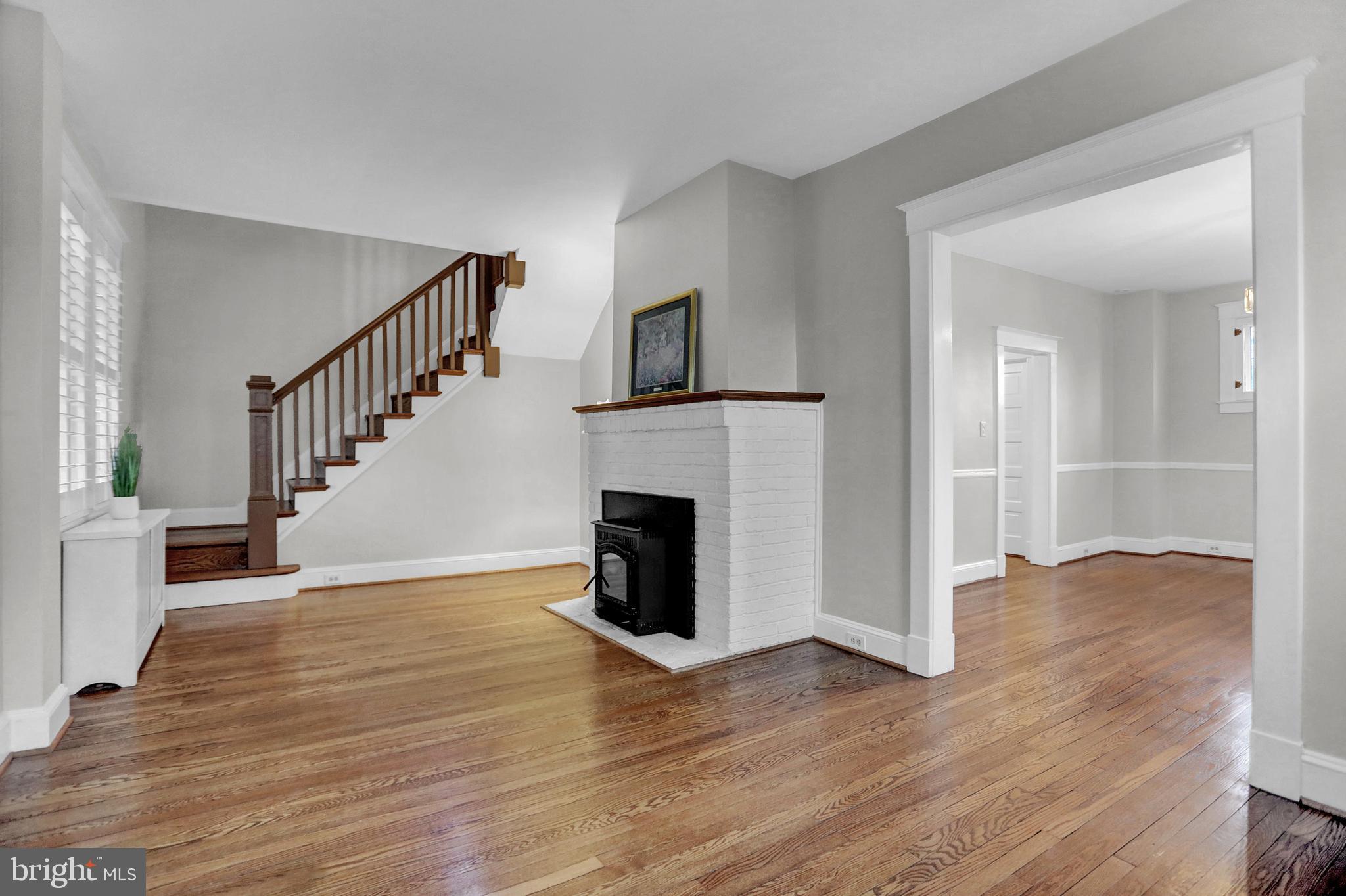 616 Hollen Road Baltimore, MD 21212 - Photo 4 of 39 Living Room with Pellet Stove