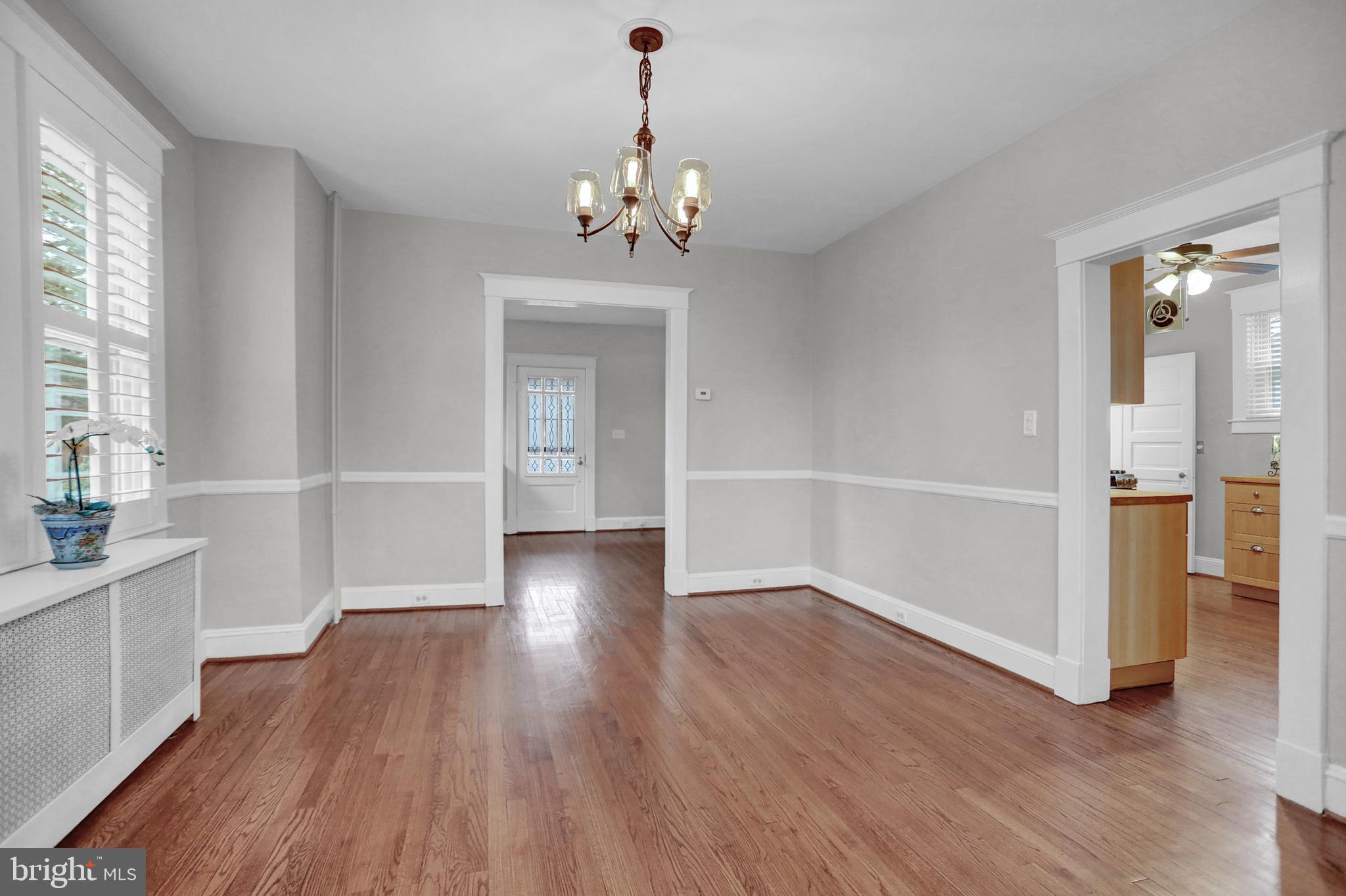 616 Hollen Road Baltimore, MD 21212 - Photo 8 of 39 Dining Room