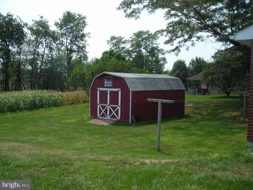 9085 Elizabethtown Road Elizabethtown, PA 17022 - Photo 3 of 5