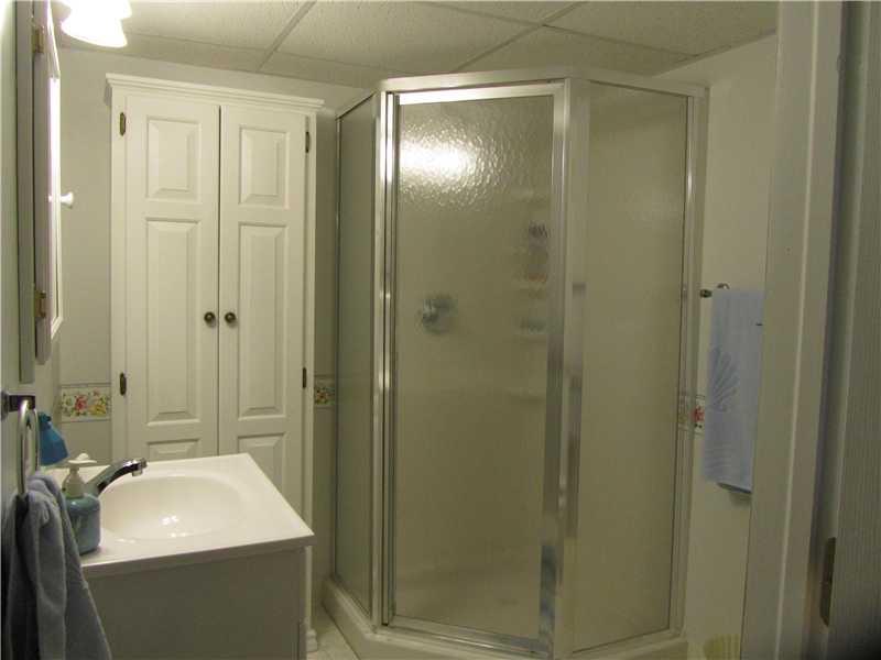 647 Greenville Road Mercer, PA 16137 - Photo 19 of 25 Full Bath.