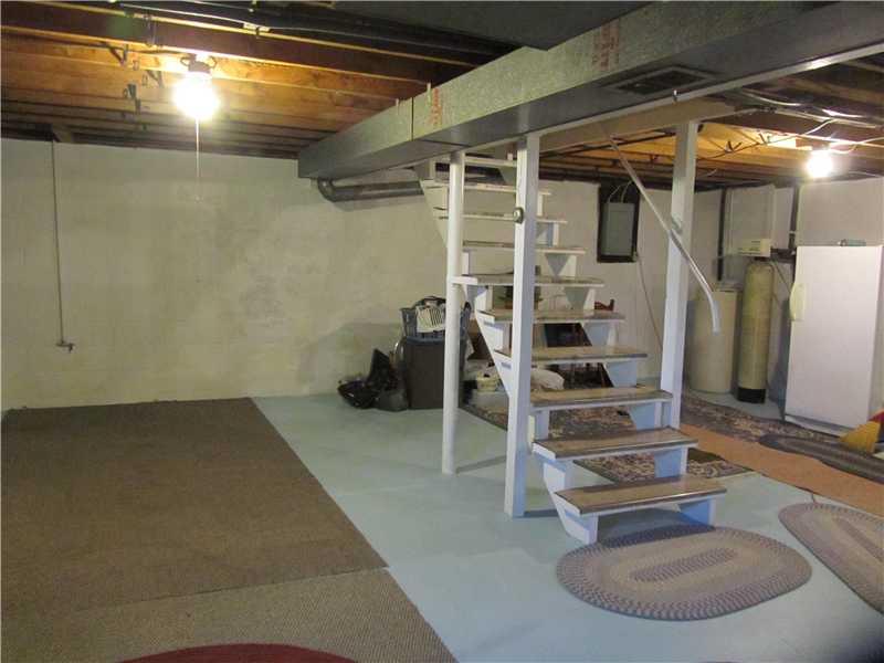 647 Greenville Road Mercer, PA 16137 - Photo 20 of 25 Basement/Game Room.