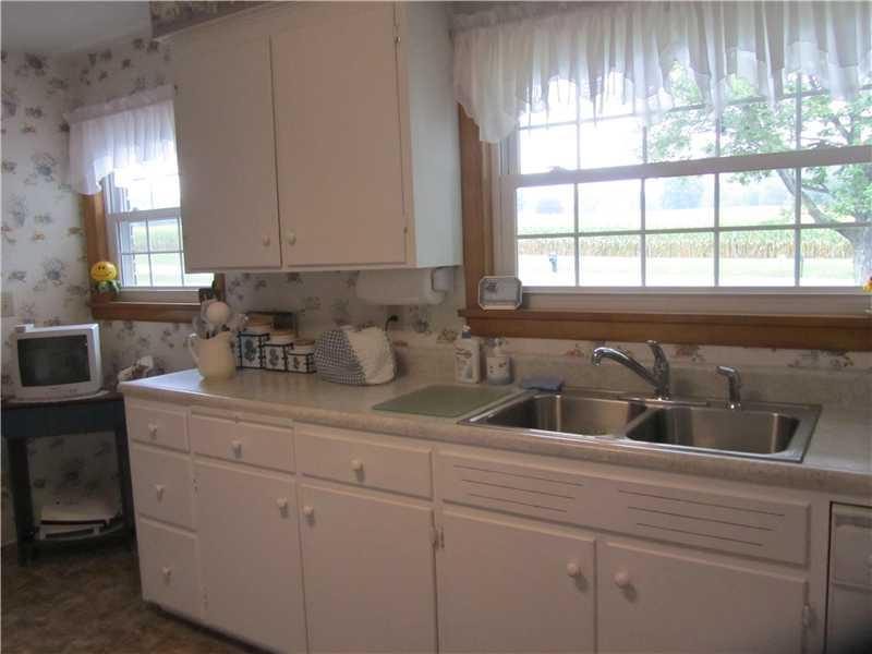 647 Greenville Road Mercer, PA 16137 - Photo 5 of 25 Kitchen.