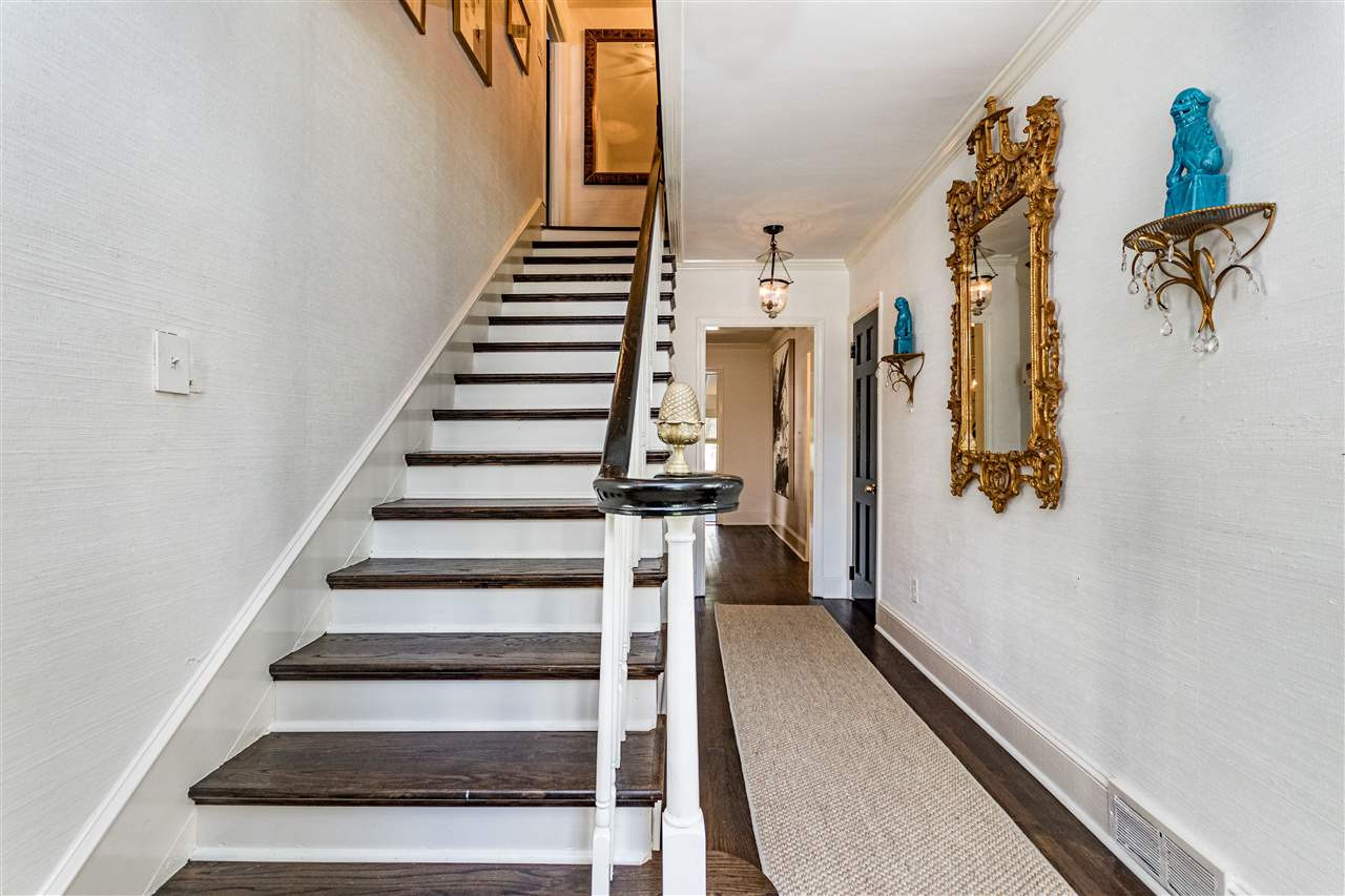 1114 Harvey Street Raleigh, NC 27608 - Photo 3 of 24 Photo 3