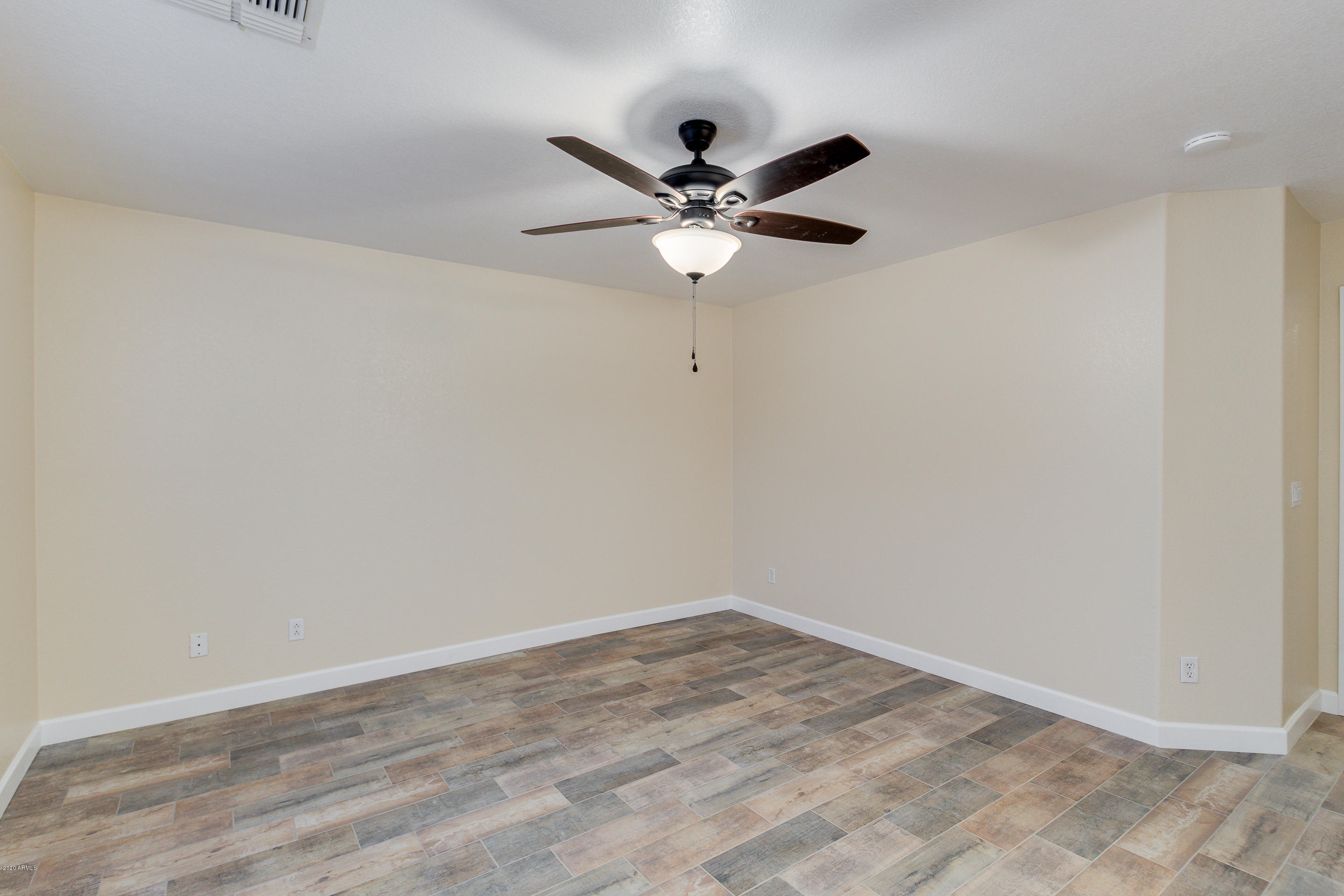 13009 West Redfield Road El Mirage, AZ 85335 - Photo 19 of 36 13009 W REDFIELD RD El Mirage AZ