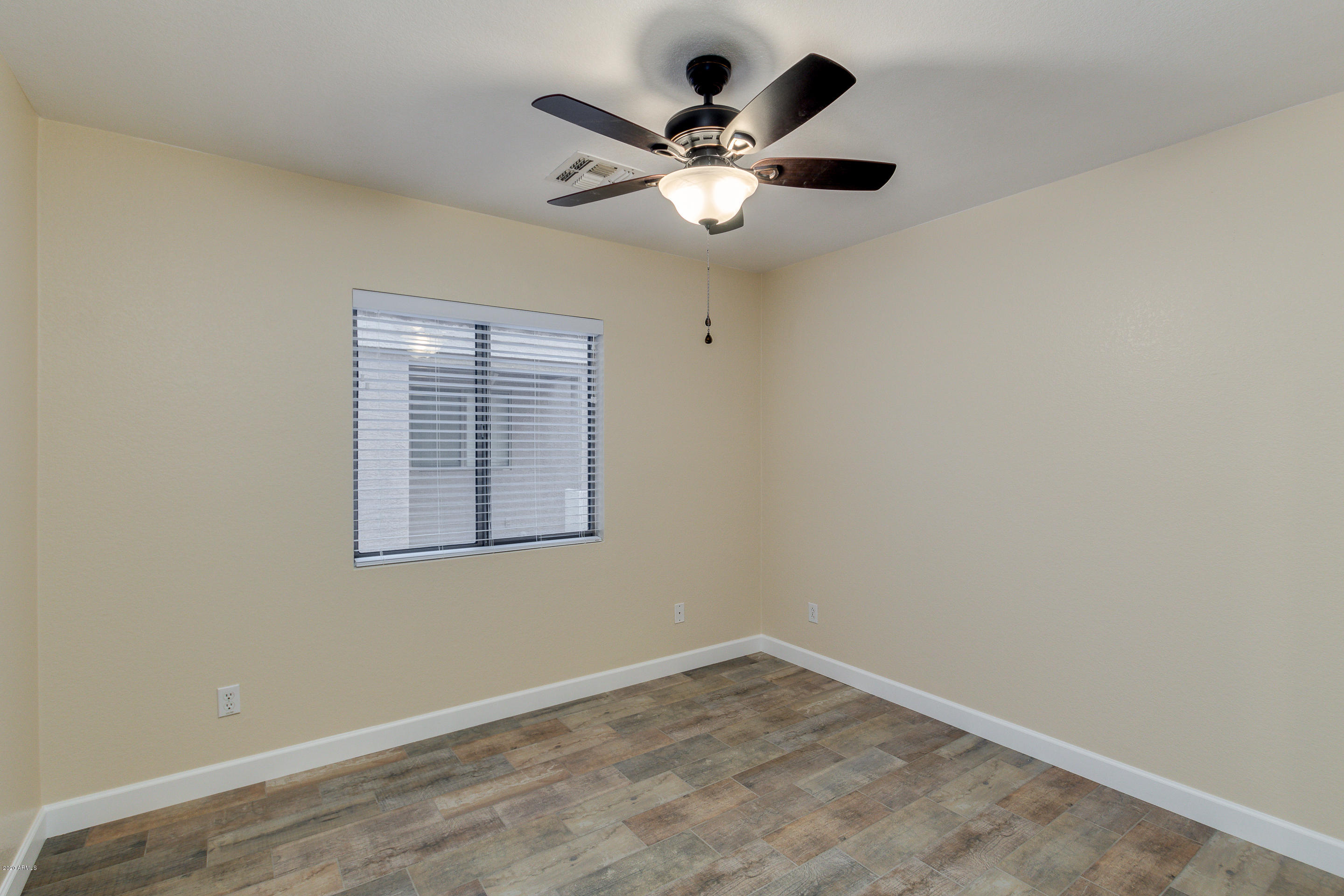 13009 West Redfield Road El Mirage, AZ 85335 - Photo 21 of 36 23-Redfield