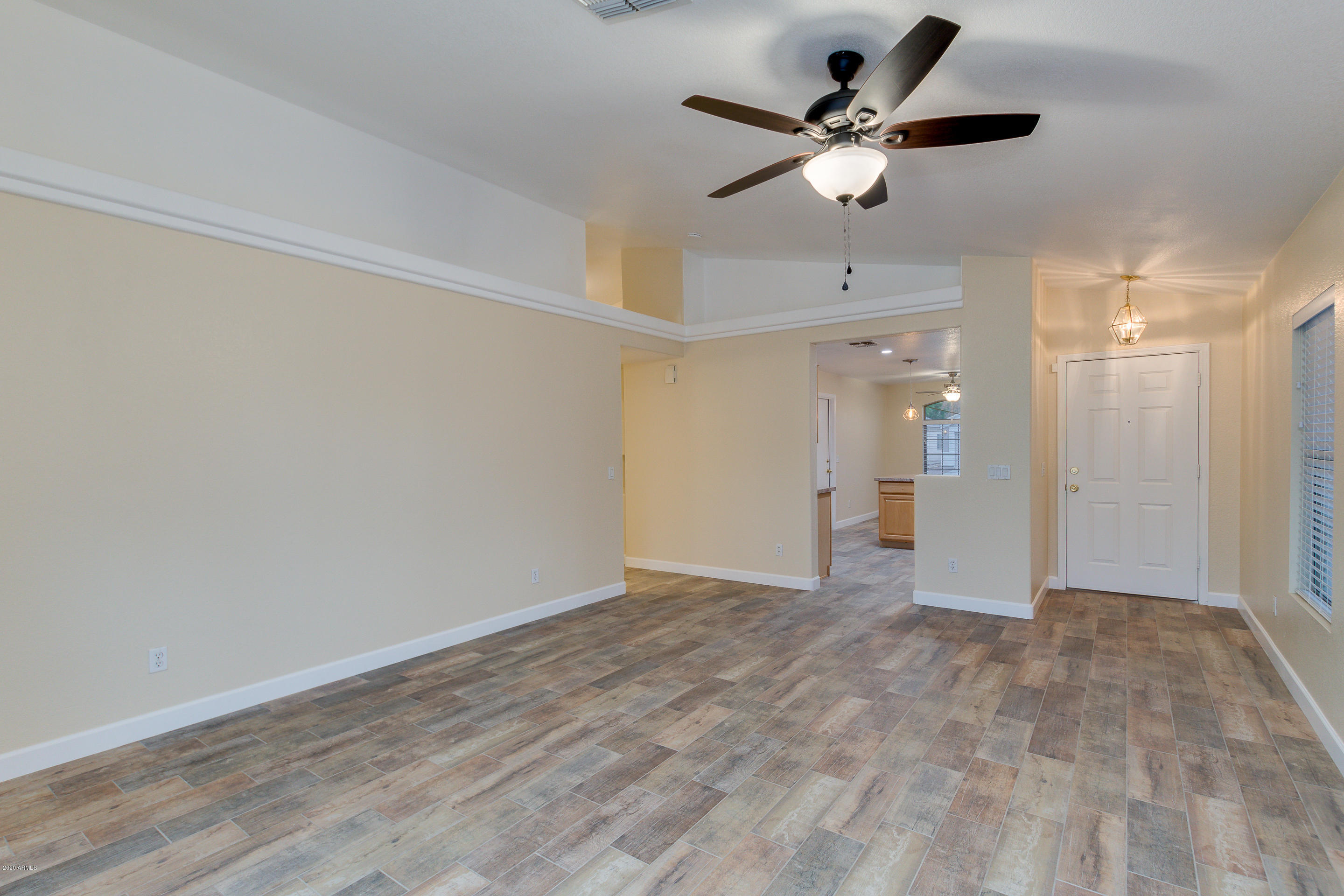 13009 W REDFIELD RD El Mirage AZ