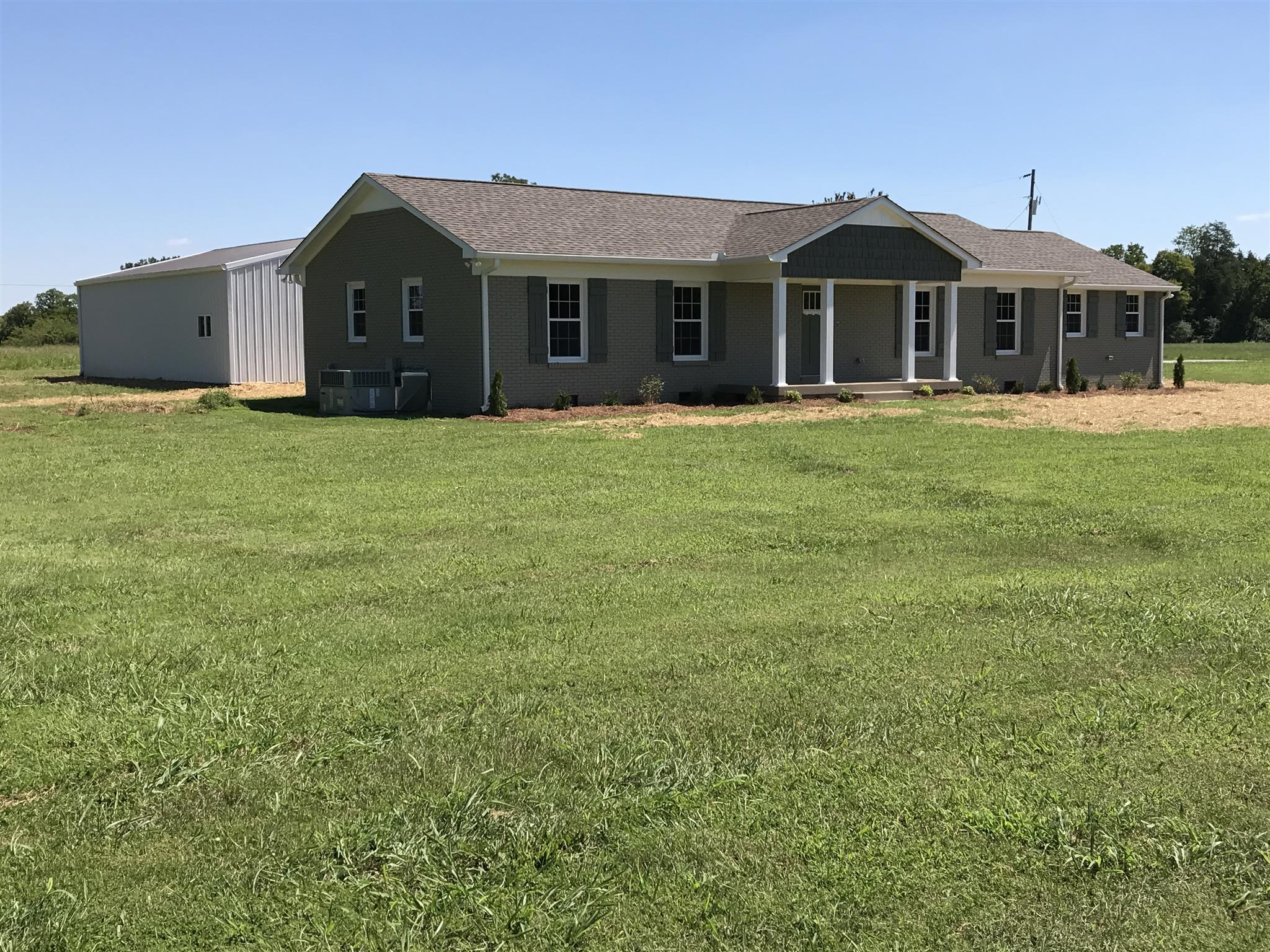 243 Falcon Road Lewisburg, TN 37091 - Photo 3 of 30 Gallery Image 3