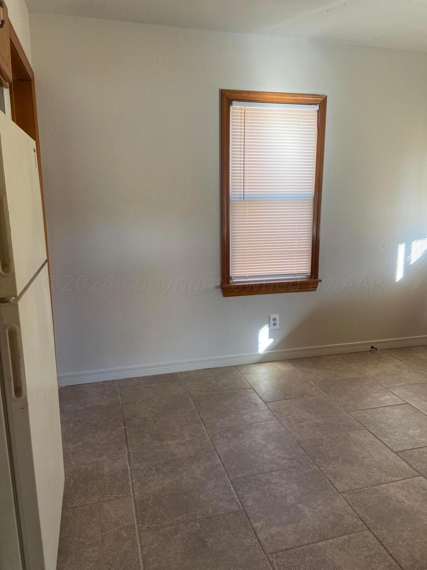 4111 South Jackson Street Amarillo, TX 79110 - Photo 11 of 28 Kitchen