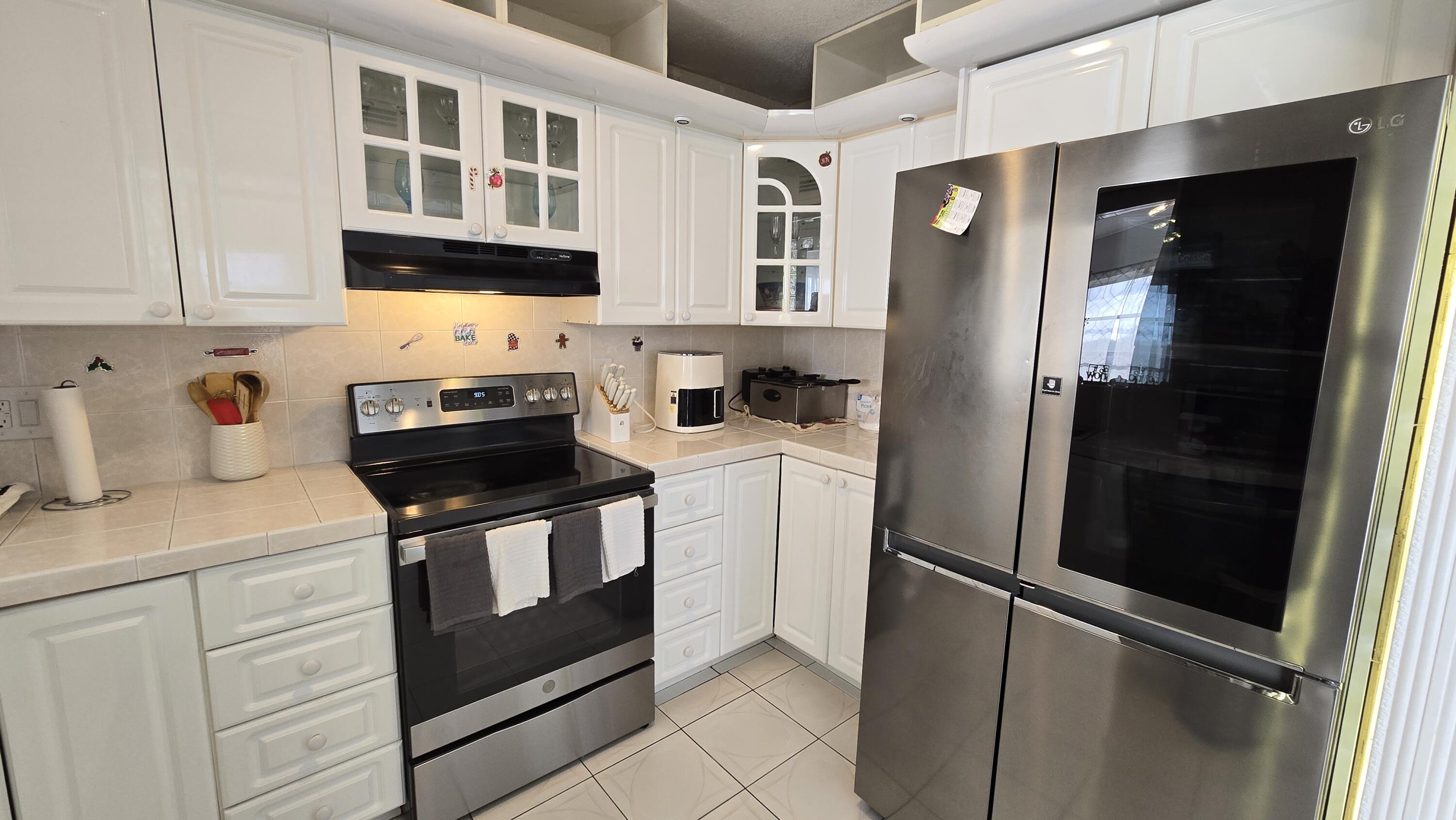 4164 Inverrary Drive, Unit 601 Lauderhill, FL 33319 - Photo 11 of 38 20260520_090757