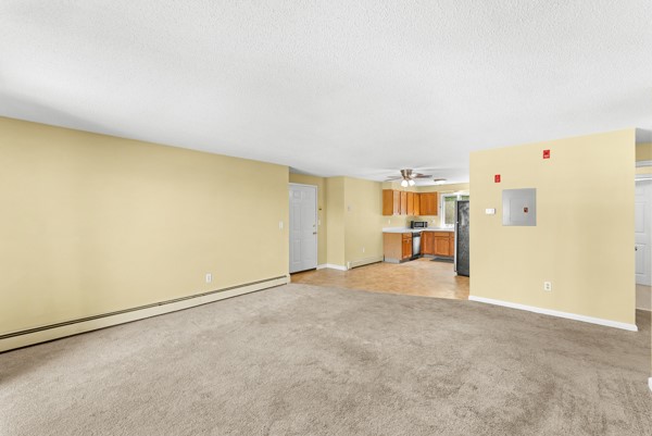 283 Privilege Street, Unit 4 Woonsocket, RI 02895 - Photo 5 of 23 Gallery Image 5