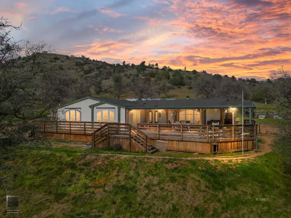 $380,000 | 42100 Buckeye Street, Caliente, CA 93518