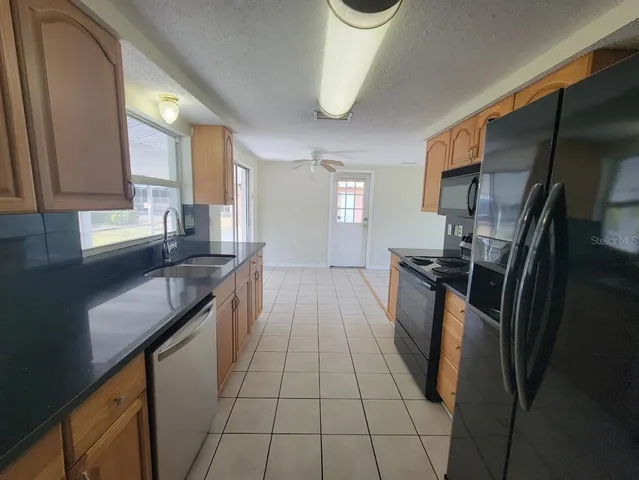 $1,695 | 22353 Buffalo Avenue, Port Charlotte, FL 33952