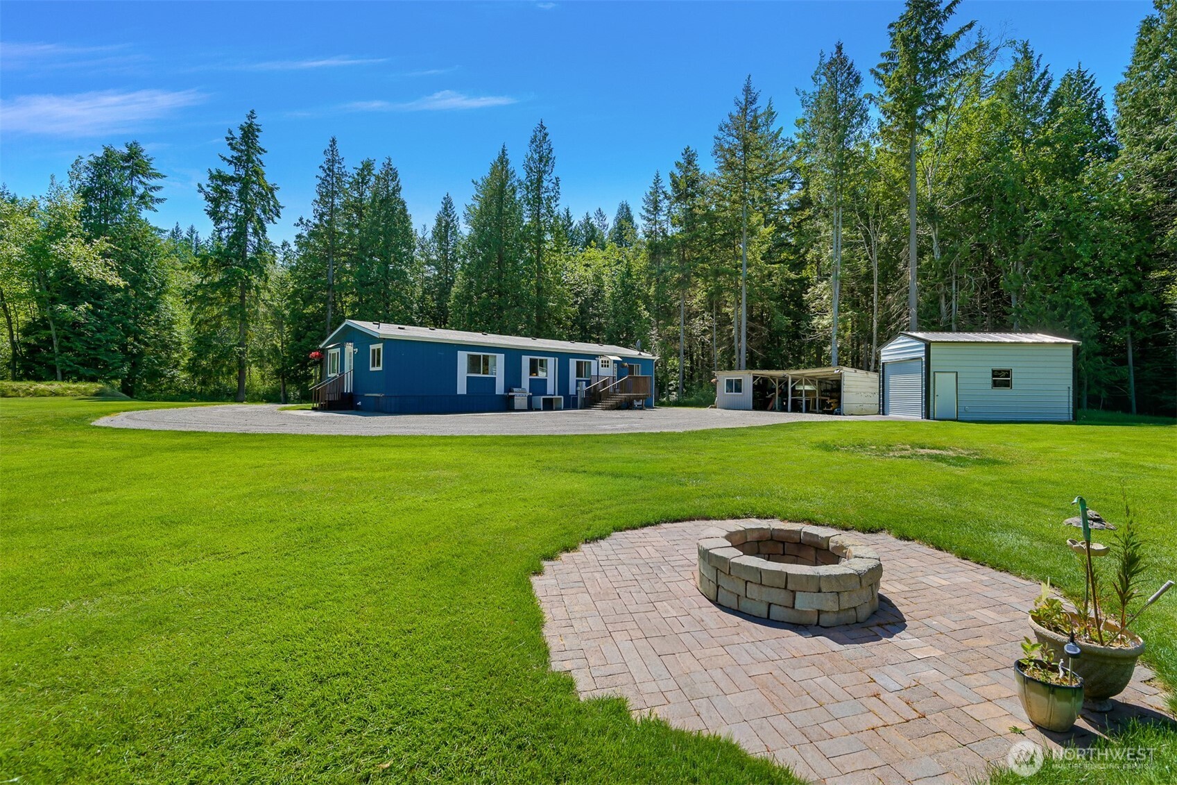 4702 Anderson Road Blaine, WA 98230 - Photo 2 of 37