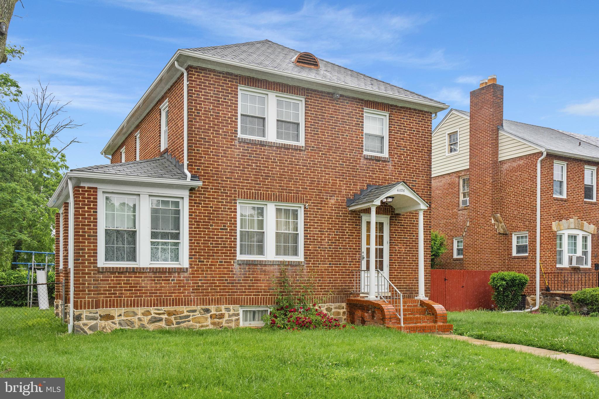 4826 Coleherne Road Baltimore, MD 21229 - Photo 2 of 44 Charming Landscaping