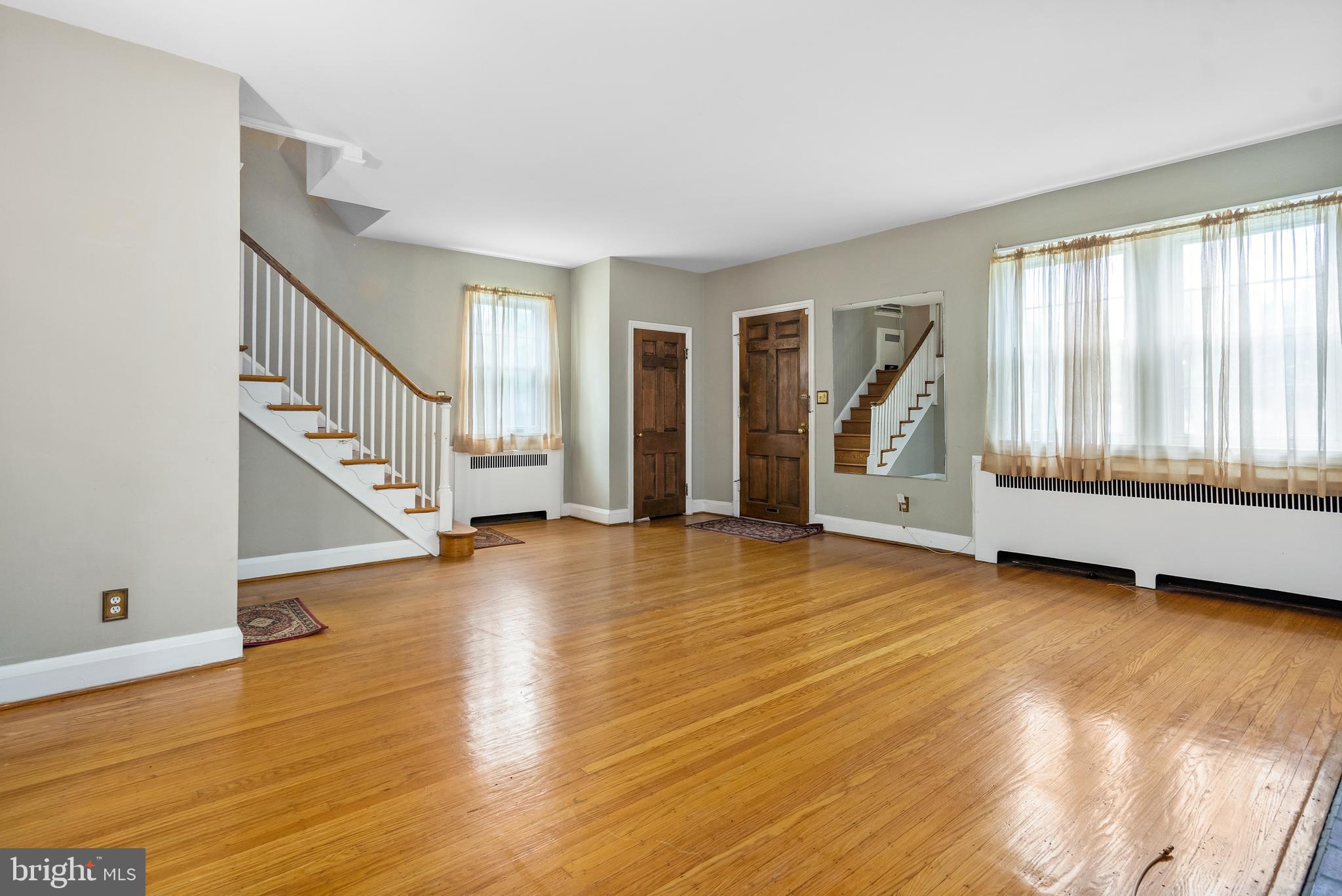 4826 Coleherne Road Baltimore, MD 21229 - Photo 9 of 44 Spend Time With Family And Friends