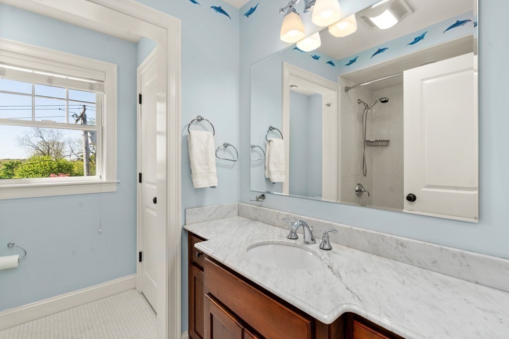 439 Appleton Street Arlington, MA 02476 - Photo 15 of 20 Gallery Image 15