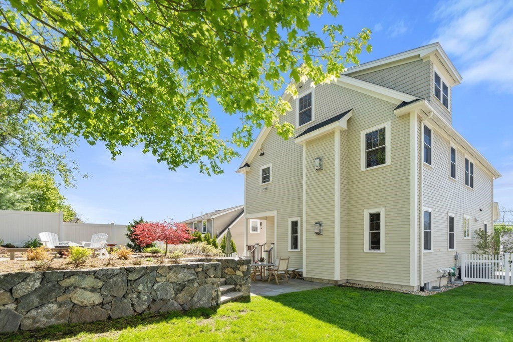 439 Appleton Street Arlington, MA 02476 - Photo 18 of 20 Gallery Image 18
