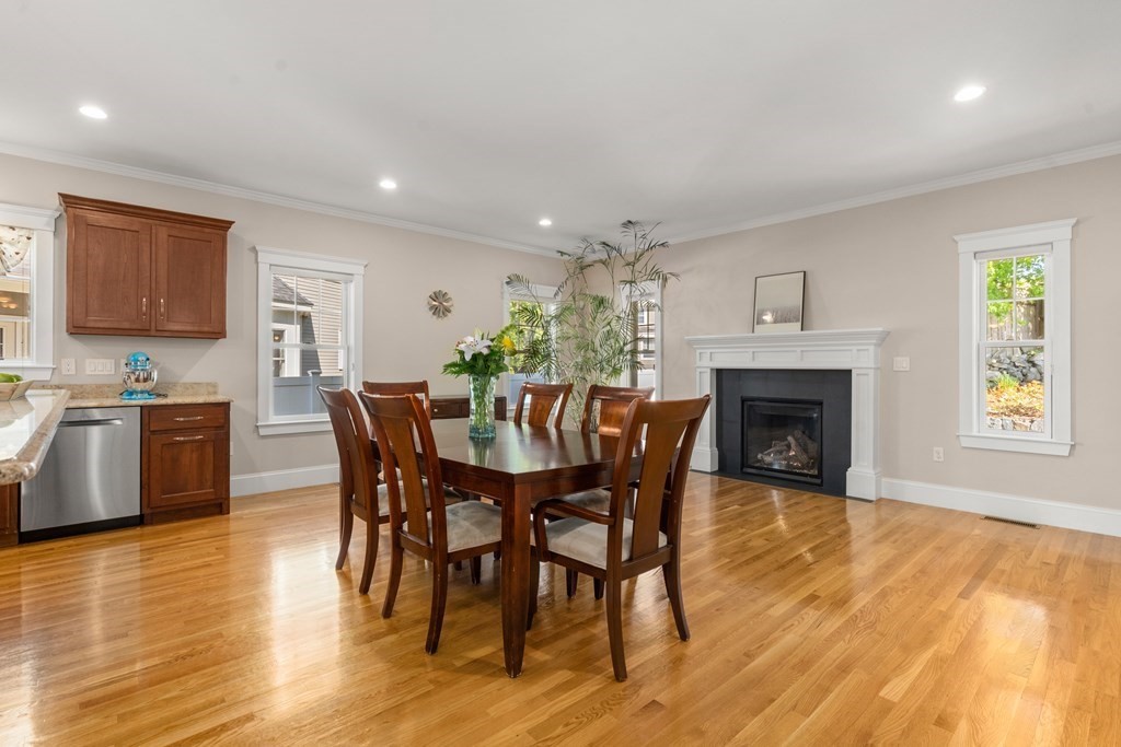 439 Appleton Street Arlington, MA 02476 - Photo 7 of 20 Gallery Image 7
