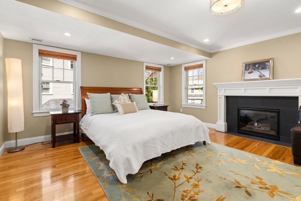 439 Appleton Street Arlington, MA 02476 - Photo 9 of 20 Gallery Image 9