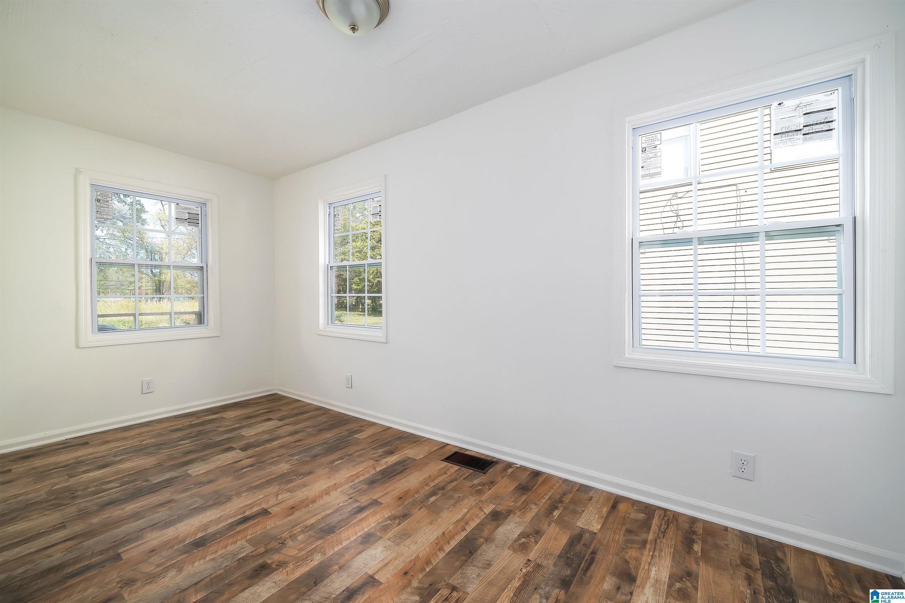 1121 Cotton Avenue Southwest Birmingham, AL 35211 - Photo 12 of 24 Gallery Image 12