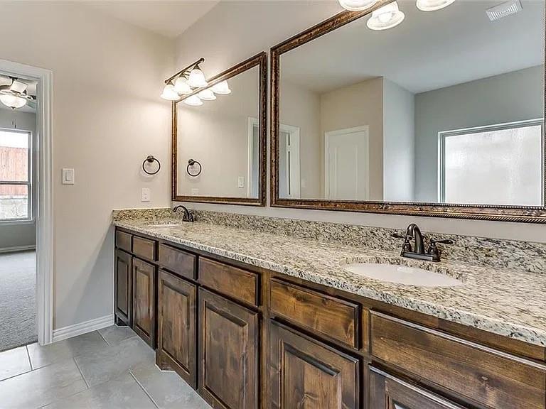 2740 Chimney Rock Road Burleson, TX 76028 - Photo 10 of 20 Gallery Image 10