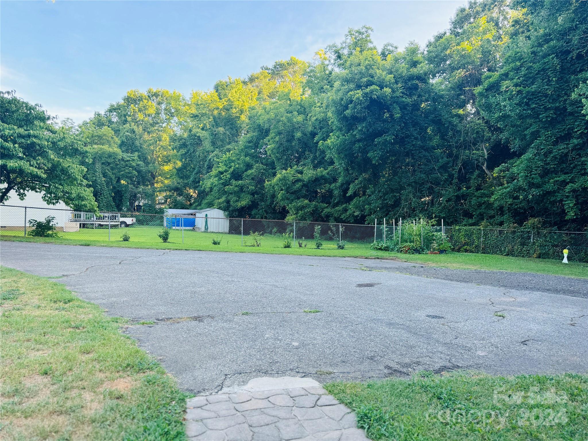 1003 Ruth Avenue Kannapolis, NC 28083 - Photo 20 of 22 Gallery Image 20