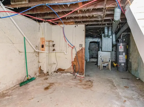 $65,000 | 110-112 Midland Avenue, Midland, PA 15059