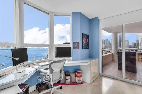 $1,499,000 | 808 Brickell Key Drive, Unit 1808, Miami, FL 33131