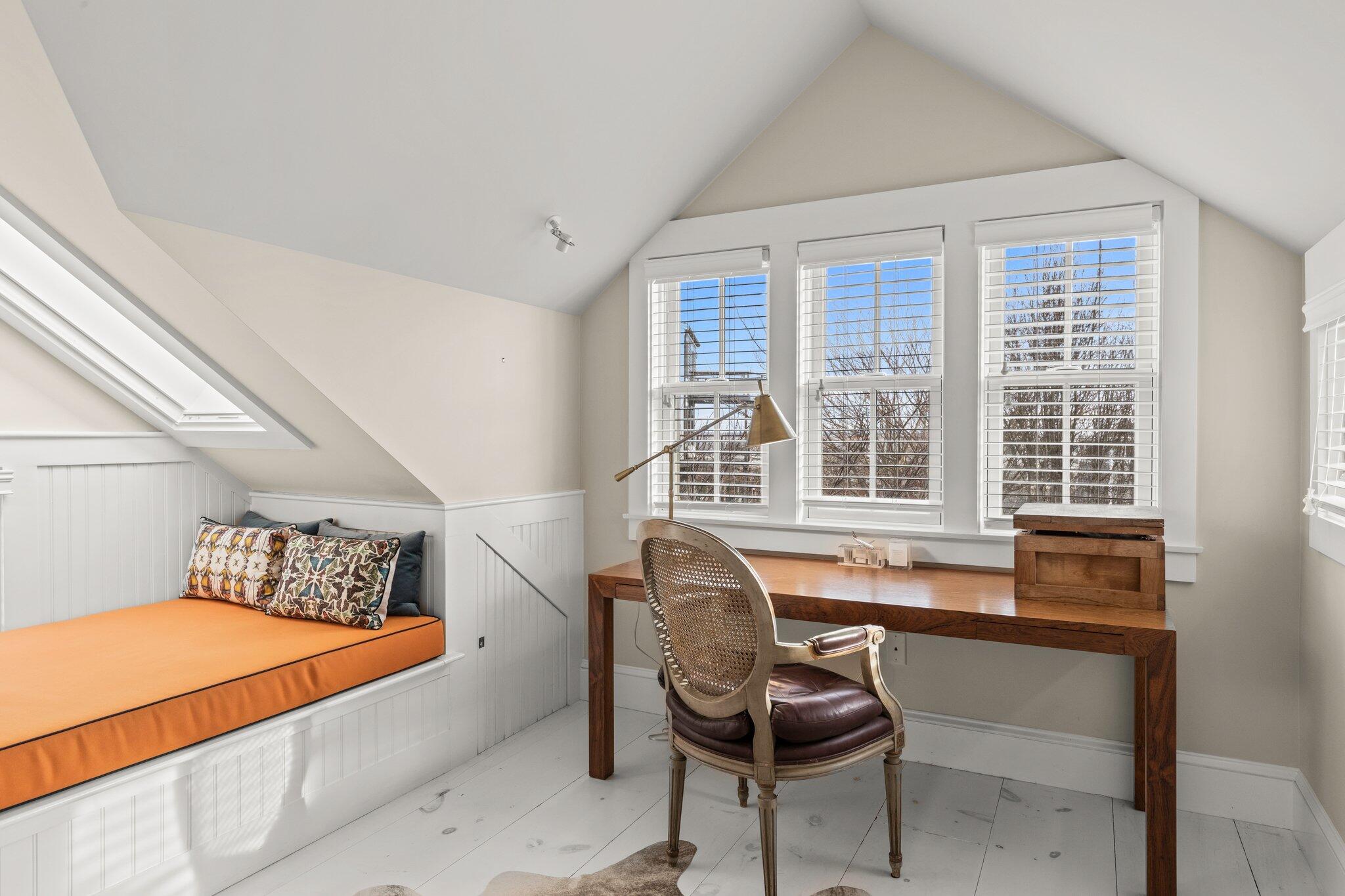 52 Point Street Provincetown, MA 02657 - Photo 34 of 46 34-web-or-mls-52-point-st