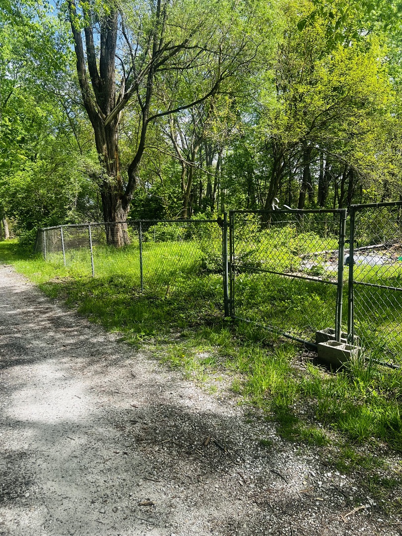 0 East Cedar Street St. Anne, IL 60964 - Photo 5 of 9 a view of backyard with green space