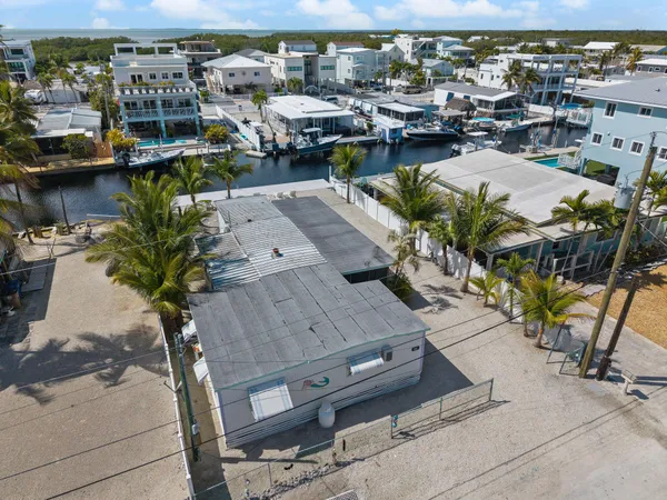 $948,800 | 246 Lower Matecumbe Road, Key Largo, FL 33037