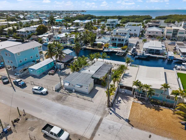 $948,800 | 246 Lower Matecumbe Road, Key Largo, FL 33037