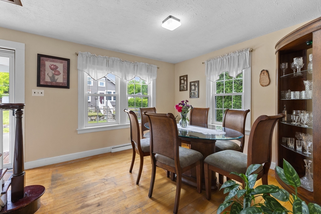 28 Spring Street Webster, MA 01570 - Photo 6 of 39 Gallery Image 6