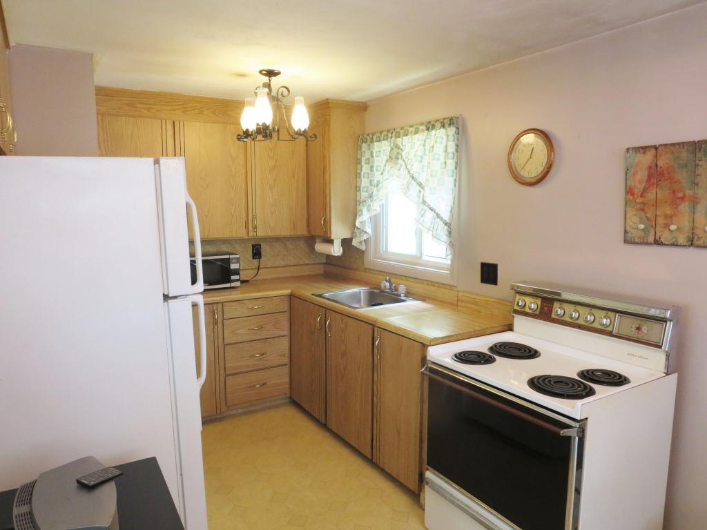 4 Wedgewood Road Dover, NH 03820 - Photo 4 of 18 Gallery Image 4