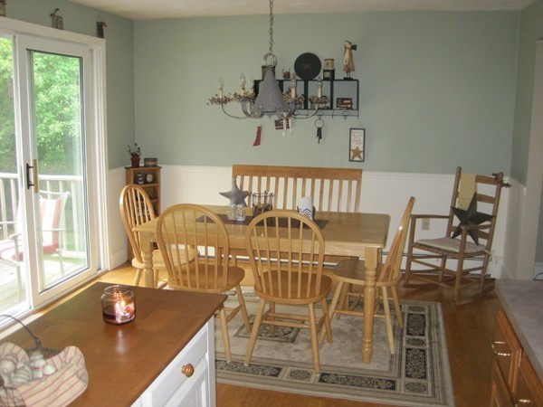 140 David Road Franklin, MA 02038 - Photo 11 of 28 Gallery Image 11