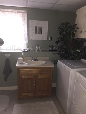 140 David Road Franklin, MA 02038 - Photo 22 of 28 Gallery Image 22