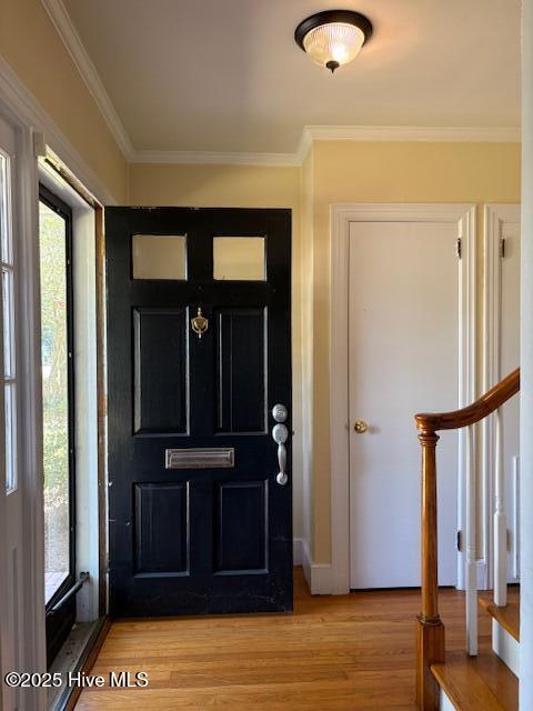 1404 Carey Road Kinston, NC 28501 - Photo 7 of 35 Foyer
