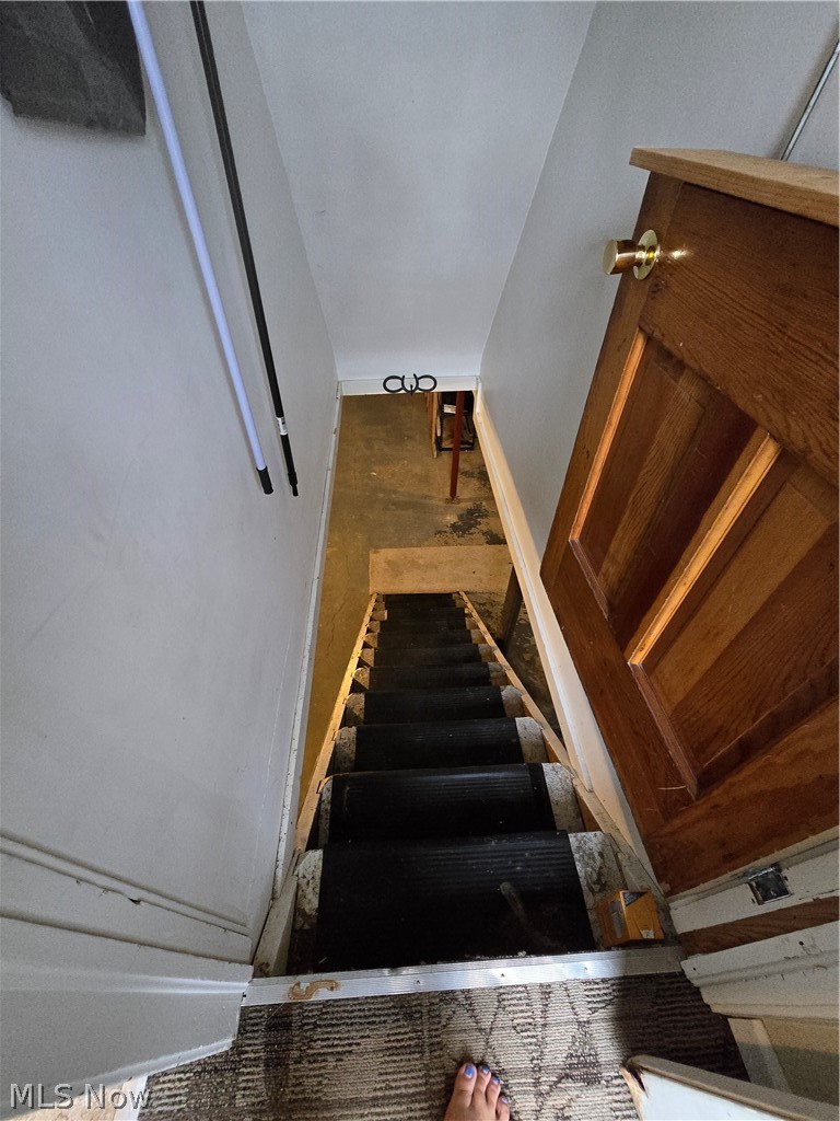 16456 Mayfield Road Huntsburg, OH 44046 - Photo 17 of 19 View of staircase