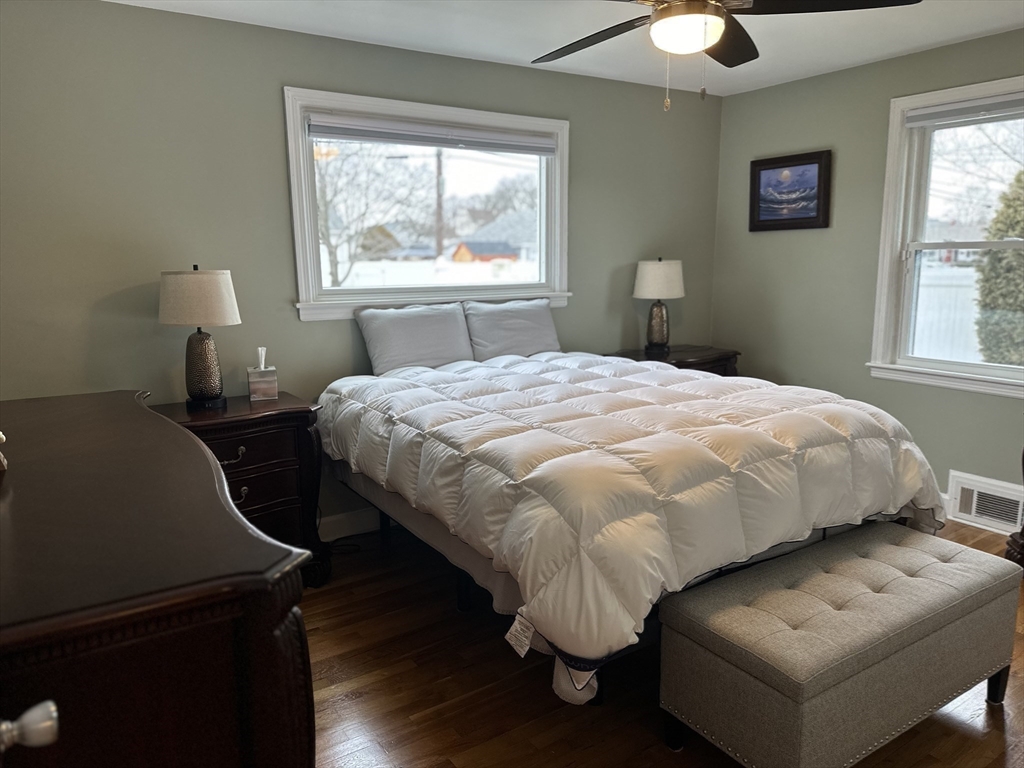 108 Benjamin Street Pawtucket, RI 02861 - Photo 18 of 23 Gallery Image 18
